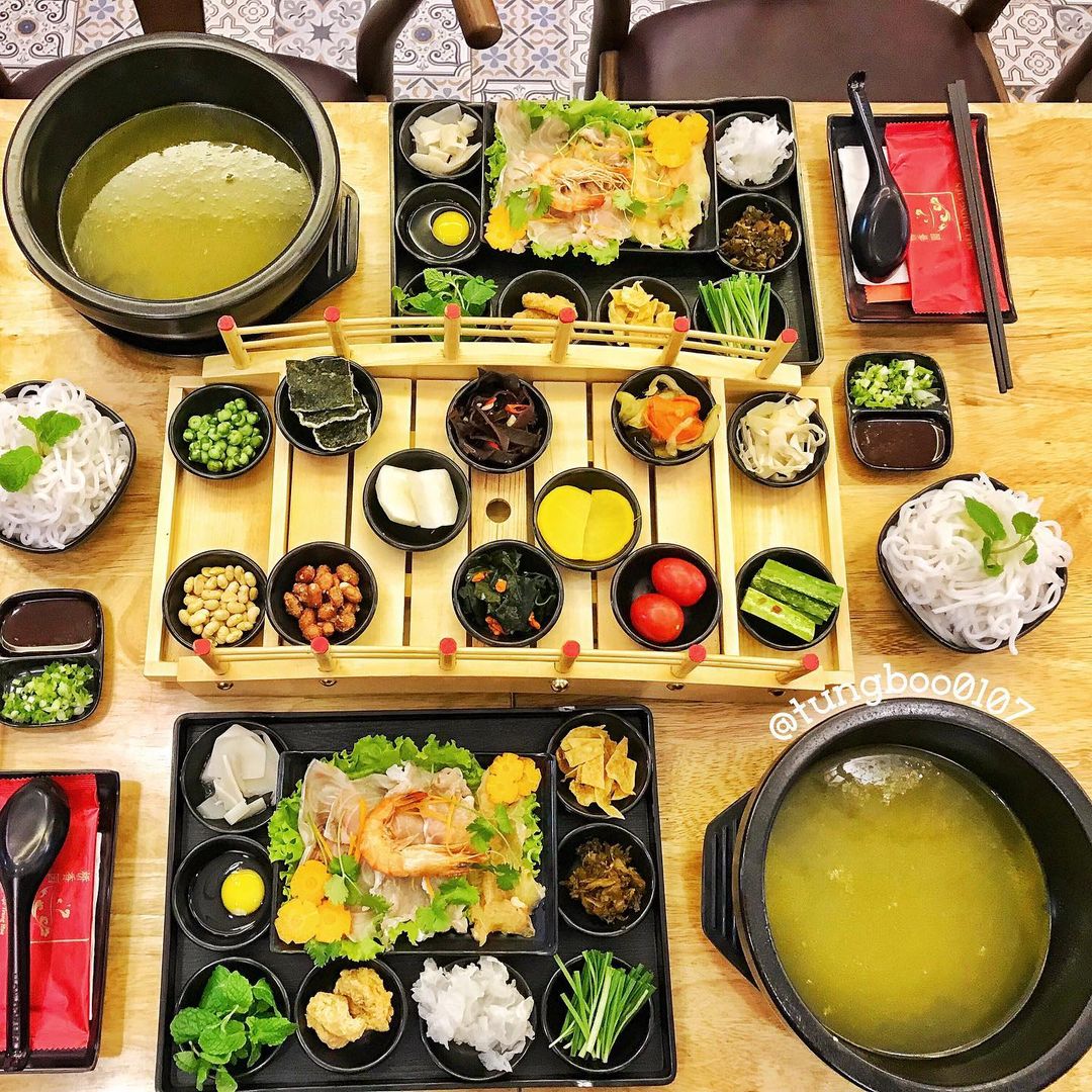 Cách thưởng thức bún qua cầu Vân Nam chuẩn vị