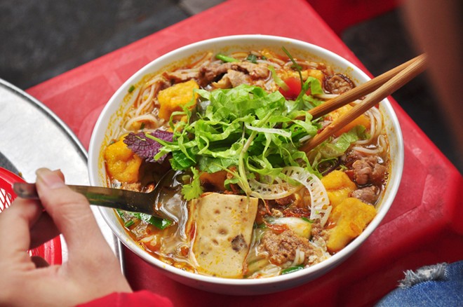 Bún riêu cua Hà Nội thanh mát