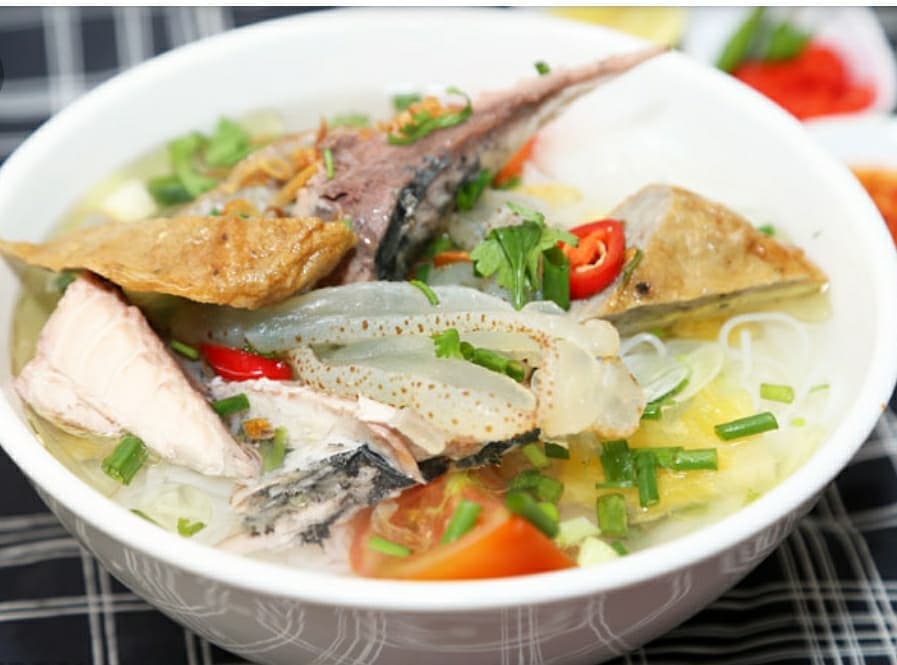 Tô bún sứa giòn sần sật thanh mát