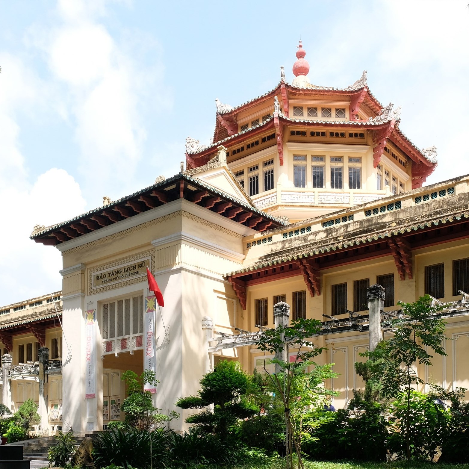 Bảo tàng Lịch sử Thành phố Hồ Chí Minh