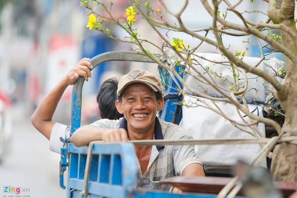 Giao hoa kiểng từ Bến Bình Đông