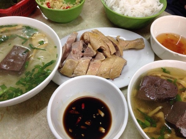 Bát bún ngan Hà Nội đầy đủ topping