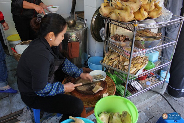 Bún ngan Hà Nội Phùng Hưng với nước dùng ngọt