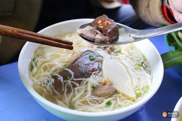 Bát bún ngan ngon Hà Nội tại Phùng Hưng