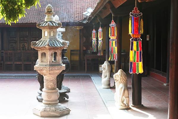 Chùa Trấn Quốc là nơi vua chúa vãn cảnh ngày xưa