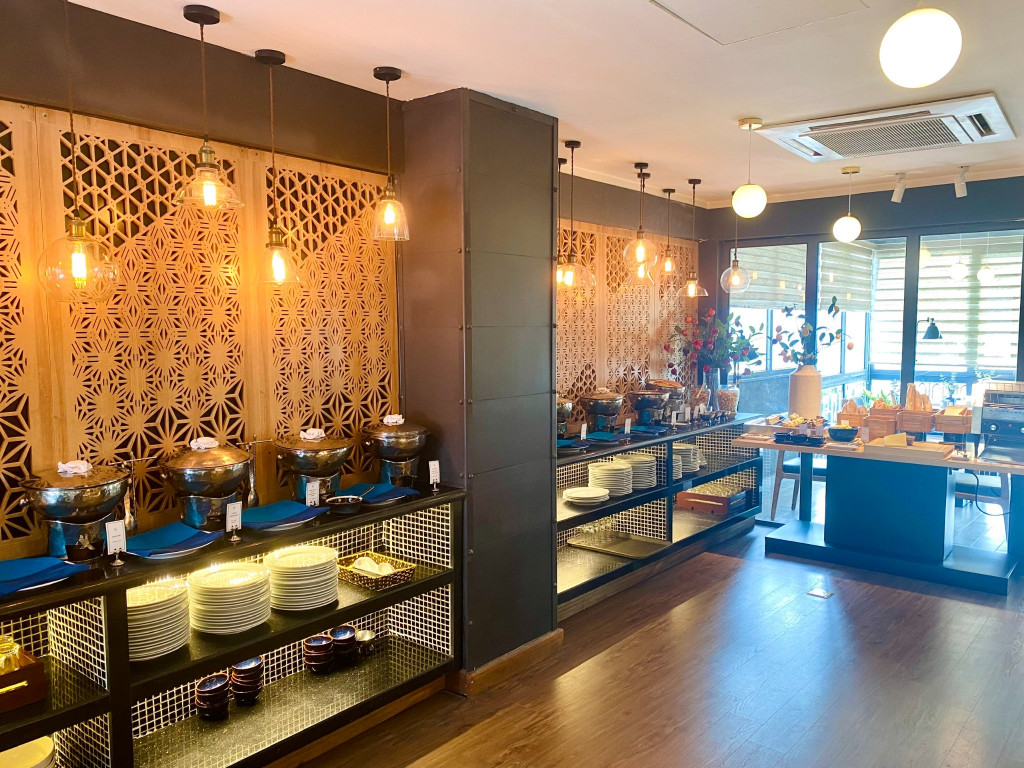 Không gian sang trọng tại Bespoke Trendy Hà Nội
