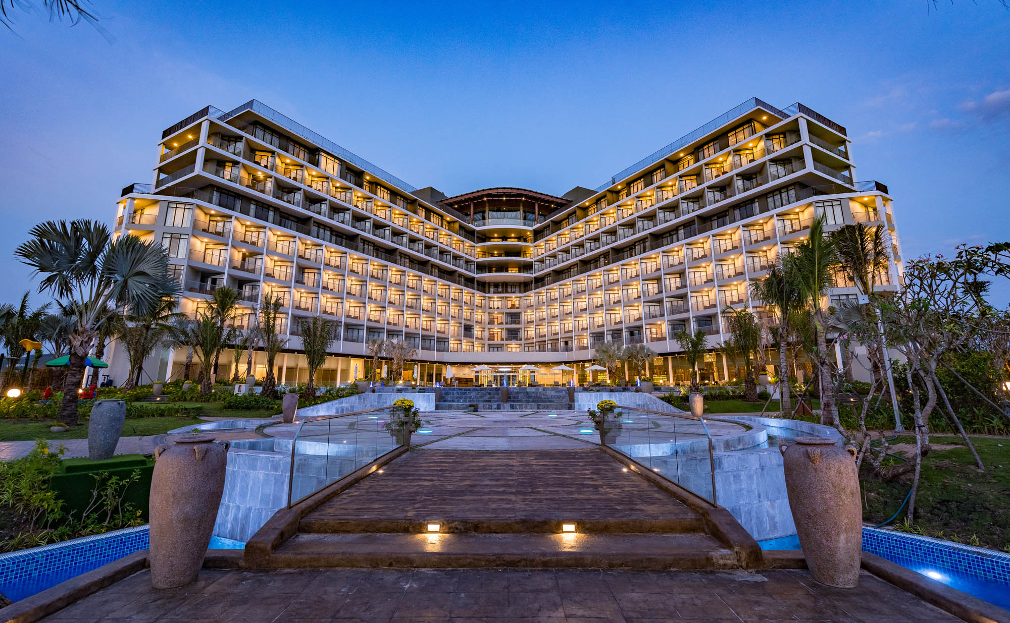 Toàn cảnh hồ bơi 300m Phú Quốc tại Best Western Premier Sonasea Toàn cảnh hồ bơi 300m Phú Quốc tại Best Western Premier Sonasea