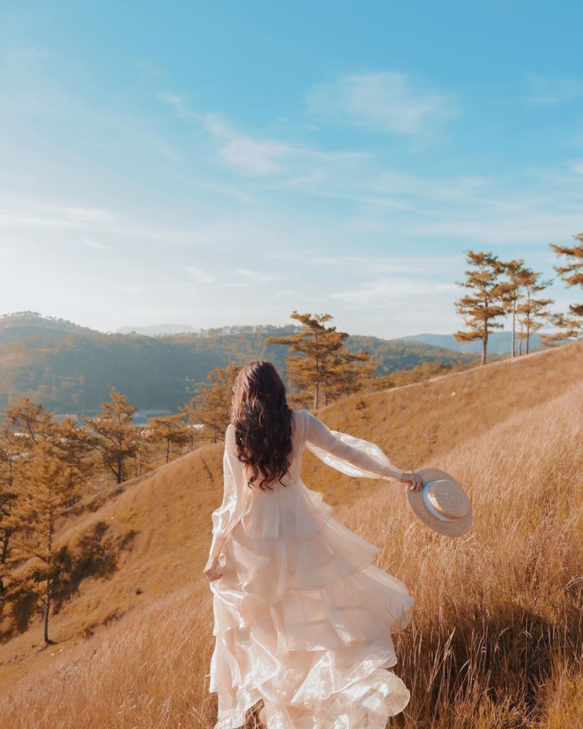 Bí kíp sống ảo Đà Lạt với kiểu chụp quay lưng