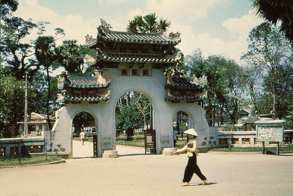 Lăng Ông Bà Chiểu Sài Gòn