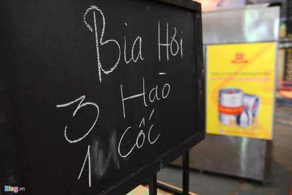 Bảng nội quy mua bia mậu dịch độc đáo thời bao cấp