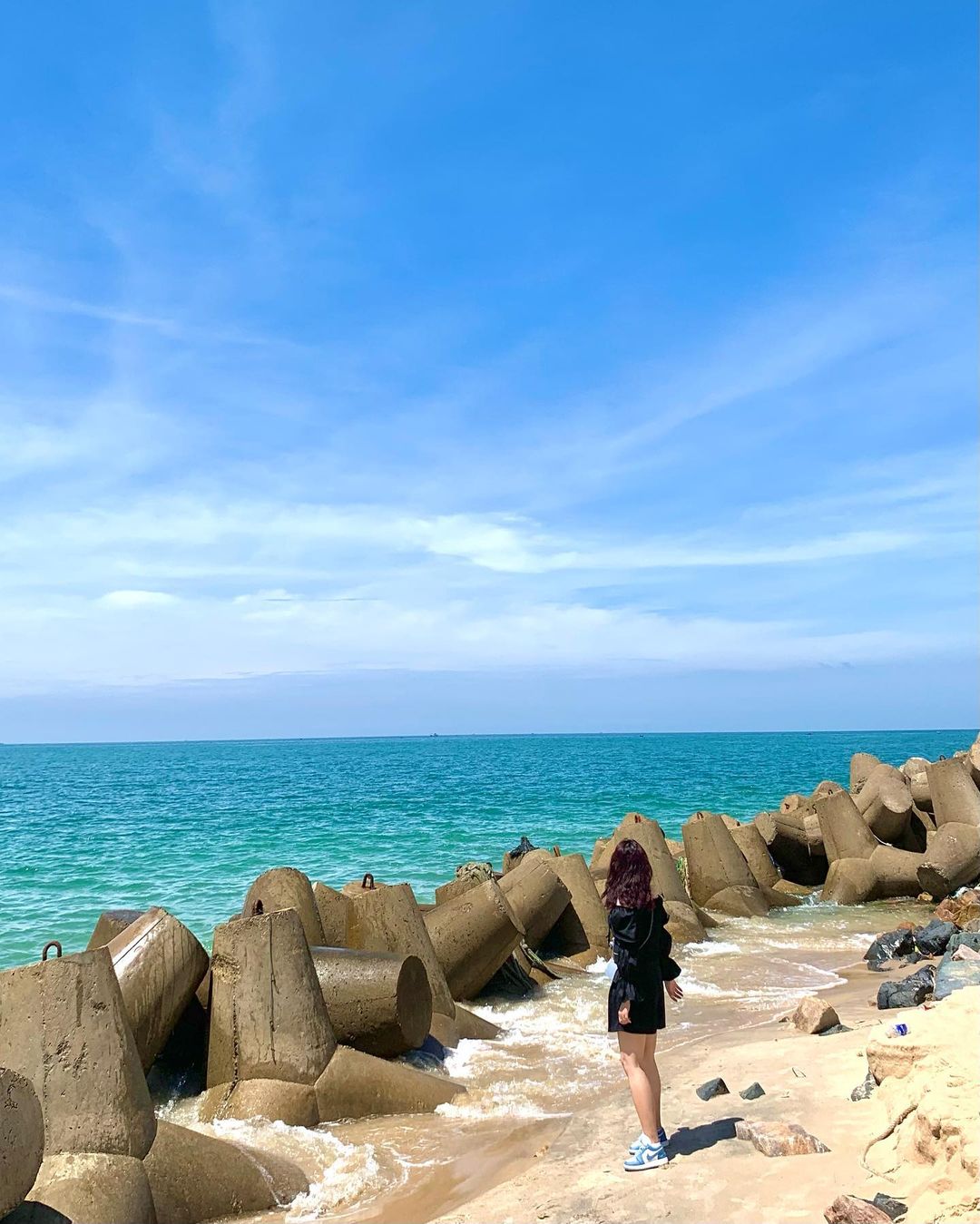 Biển Bãi đá Ông Địa Phan Thiết