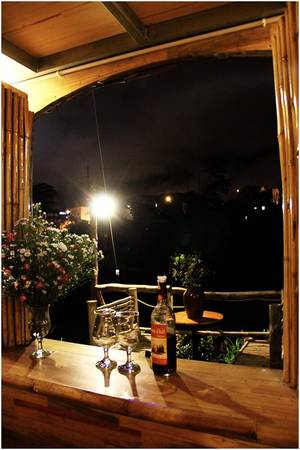 View đồi núi cực đẹp từ biệt thự Hobbit Đà Lạt