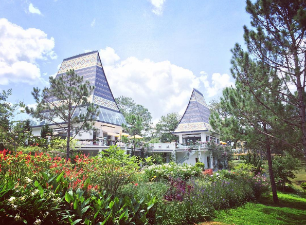 Bình An Village Đà Lạt nội thất phòng hoa