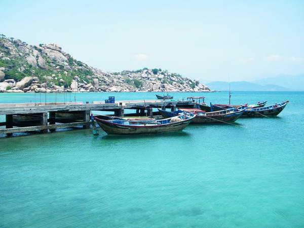 Làng chài yên bình tại bán đảo Bình Lập