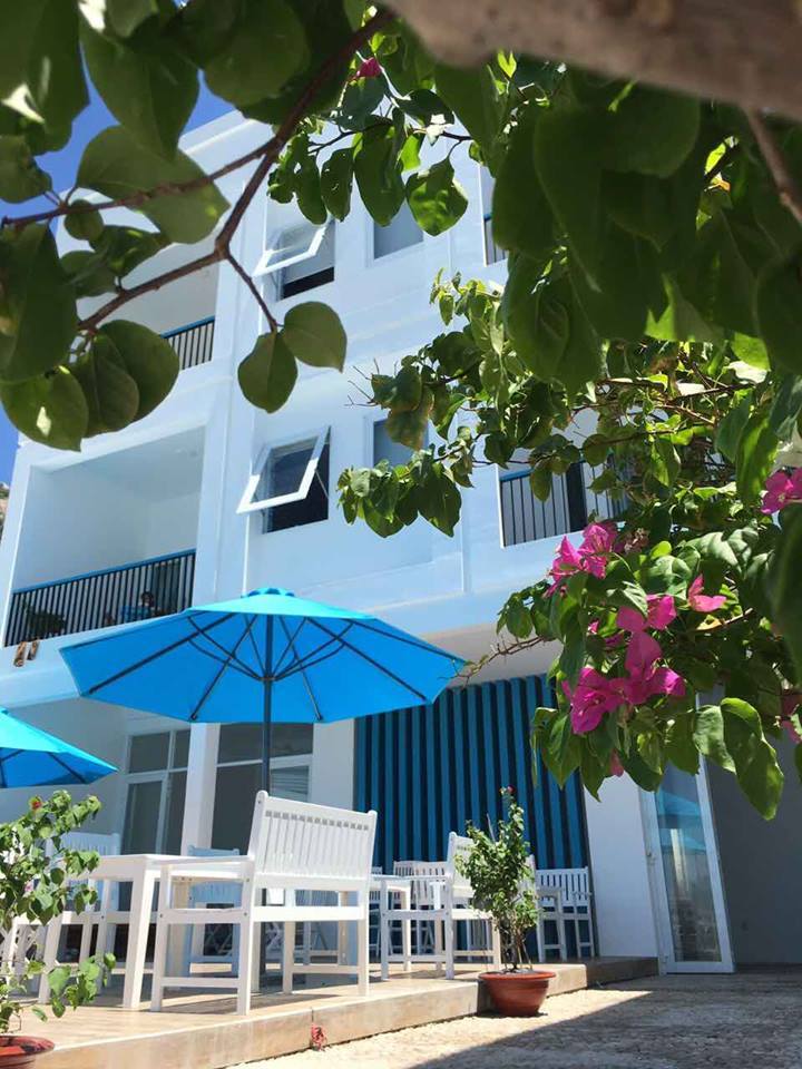 Khách sạn Bình Ba Blue Anchor phong cách Santorini