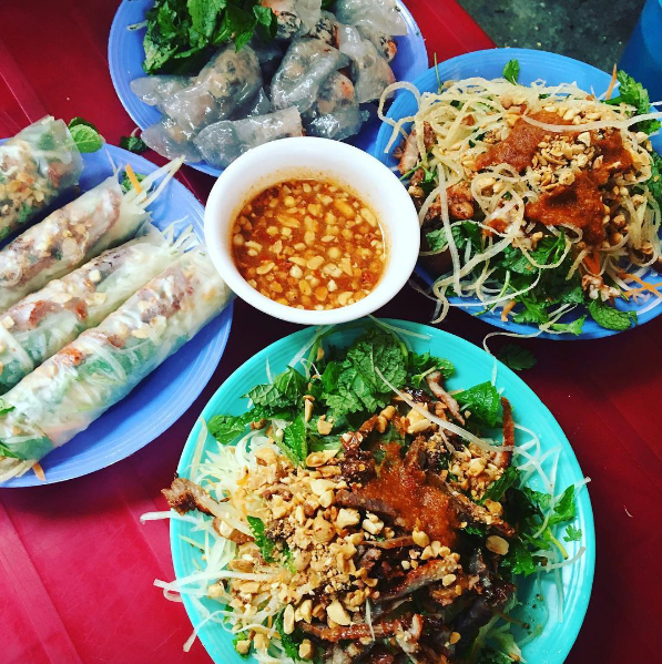 Nộm bò khô món ngon chiều Hà Nội