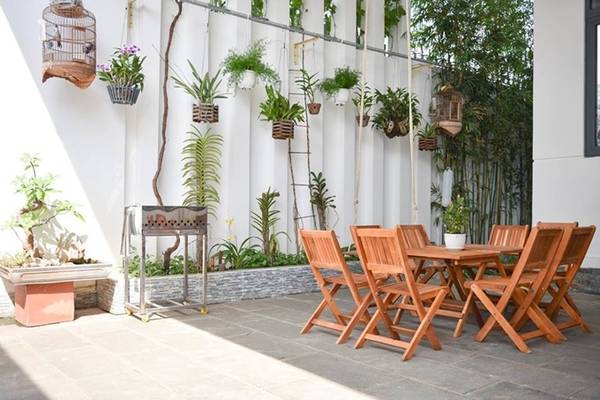 Homestay cho thuê nguyên căn, thích hợp với nhóm khoảng 10 người. Giá ngày thường là ba triệu đồng, dịp cuối tuần là bốn triệu. Ảnh: Nguyễn Thanh Long.