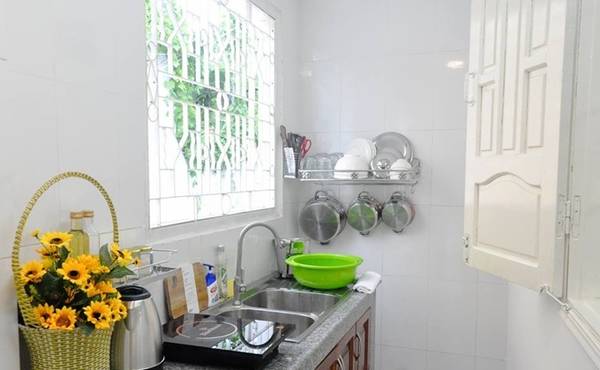 Các căn phòng không tạo cảm giác đi du lịch mà như ở nhà, đầy đủ tiện nghi, du khách có thể mua đồ về nấu nướng. Giá một căn từ một triệu đồng trở lên. Ảnh: Gác Nhỏ.