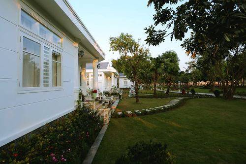Bungalow hướng vườn cho nhóm gia đình có con nhỏ.