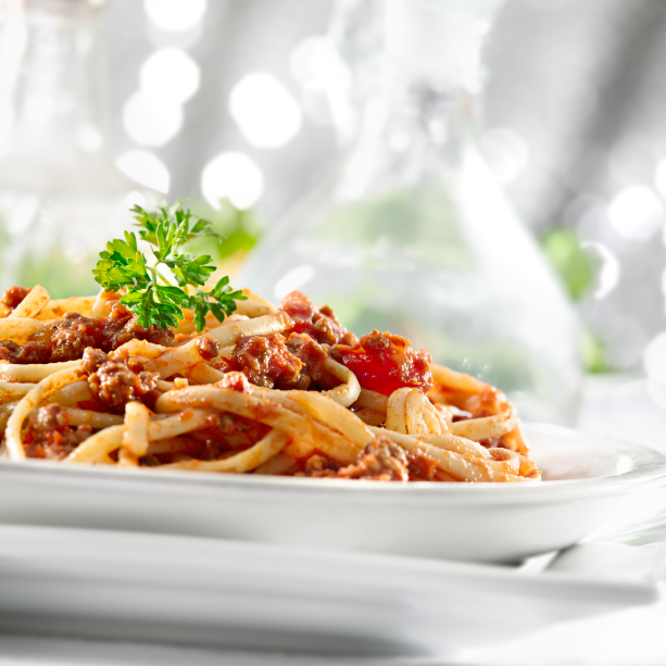 Món mì Ý đút lò phô mai tại Bonjour Resto Sài Gòn
