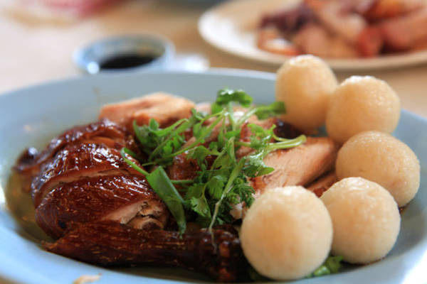 Cơm gà viên - món ăn đặc trưng trong bữa sáng Melaka