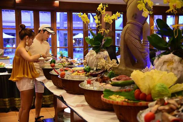 buffet-tom-hum-ivivu-5 buffet-tom-hum-ivivu-5