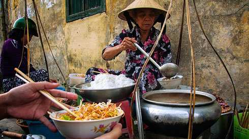 Gánh bún bò Huế đậm chất cố đô