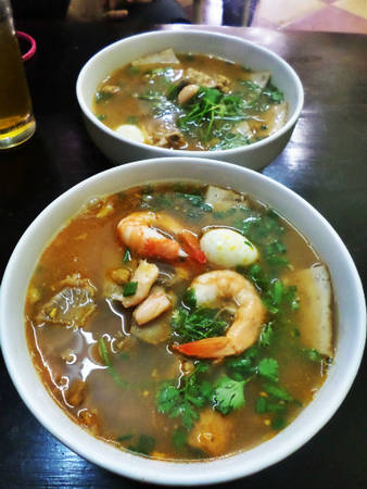 bánh canh ghẹ thơm ngon tại ẩm thực phố Mai Hắc Đế