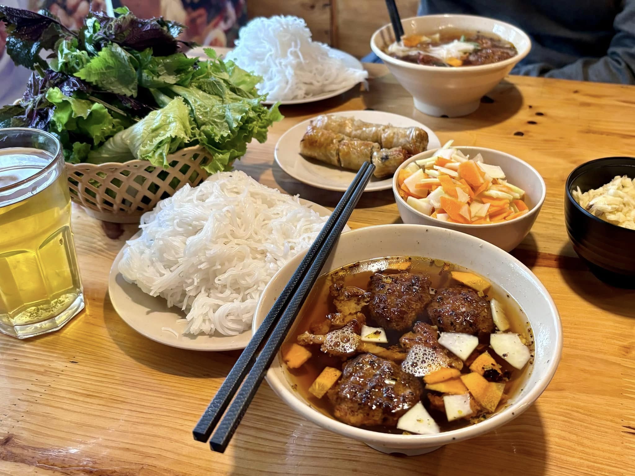 Gợi ý top 5 quán bún chả Hà Nội ngon nổi tiếng ở Thủ đô