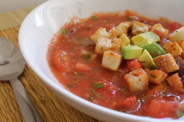 Súp lạnh Gazpacho bổ dưỡng từ rau củ