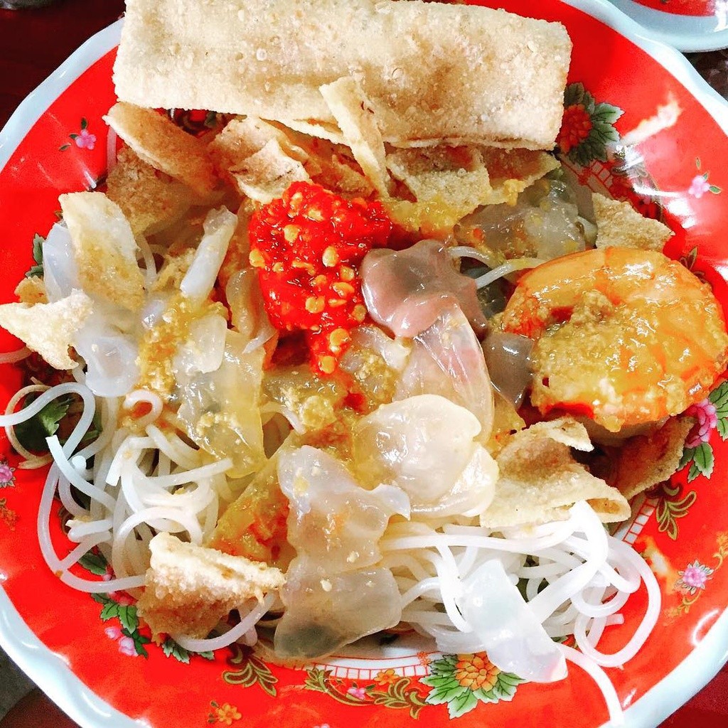 bun-nghe-va-thien-duong-bun-la-mieng-xu-hue-ivivu-2-1024x1024-1 bun-nghe-va-thien-duong-bun-la-mieng-xu-hue-ivivu-2
