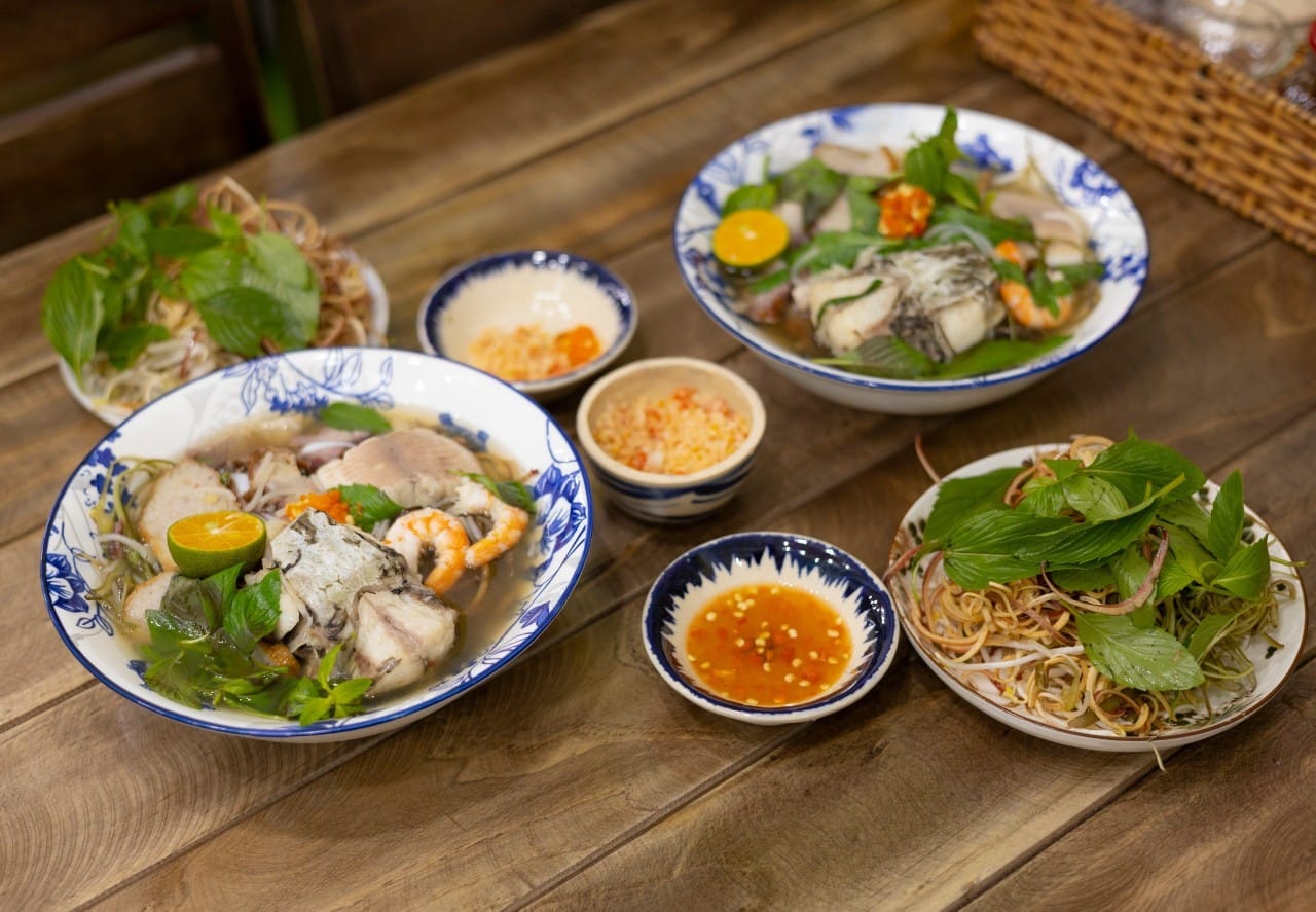 Ngọt thơm hương vị bún nước lèo miền Tây