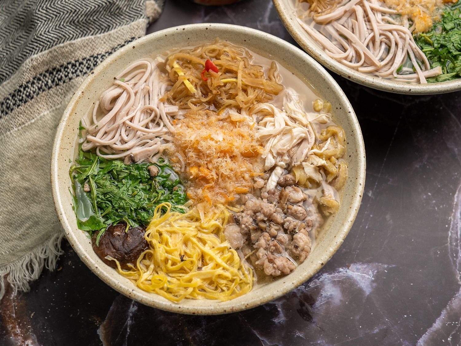 Bún thang Hà Nội – Đặc sản không thể bỏ lỡ khi đến thủ đô