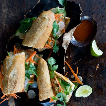Bánh mì gà Việt Nam