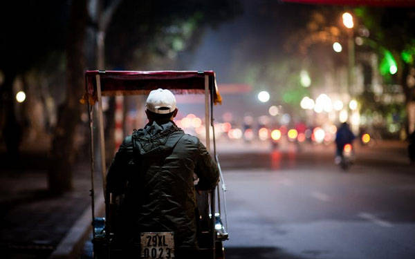 Phố Phan Đình Phùng yên bình về đêm