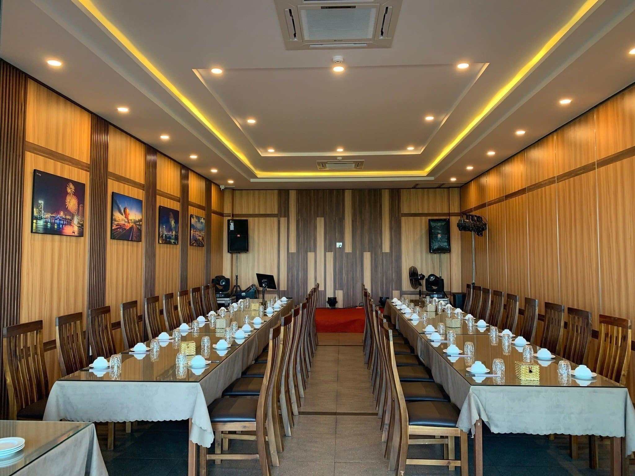 Hải sản tươi ngon tại nhà hàng Cua Biển Đà Nẵng