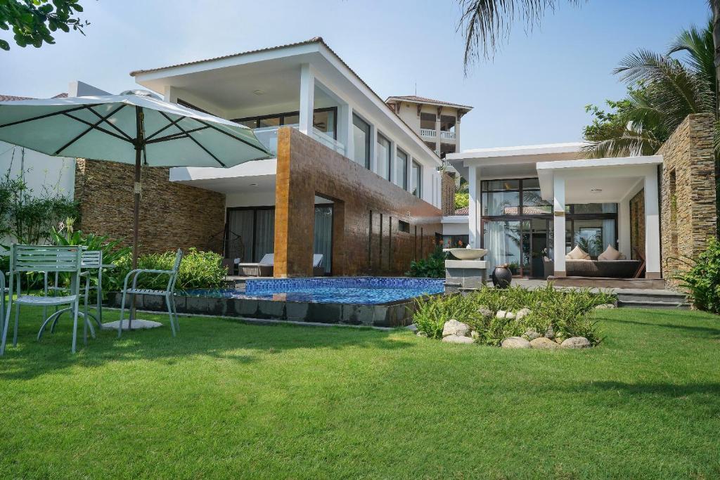 Đà Nẵng Marriott Resort & Spa 0-ivivu