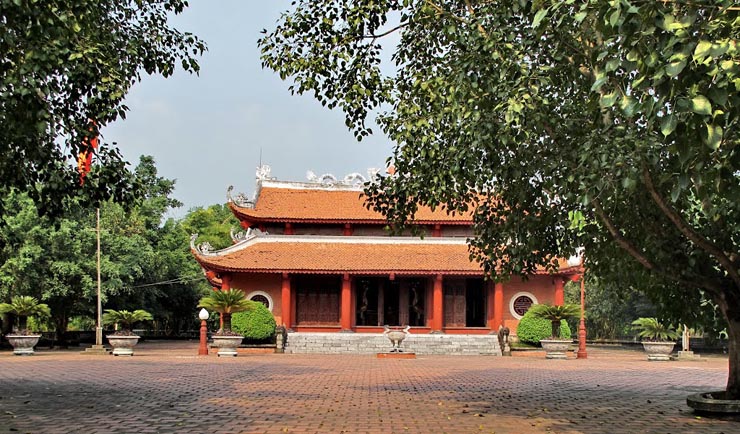 Tòa chính đền An Sinh trong di tích nhà Trần Đông Triều. Ảnh: nhatranodongtrieu.