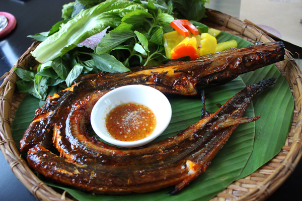 Cá chình đặc sản Nam Du