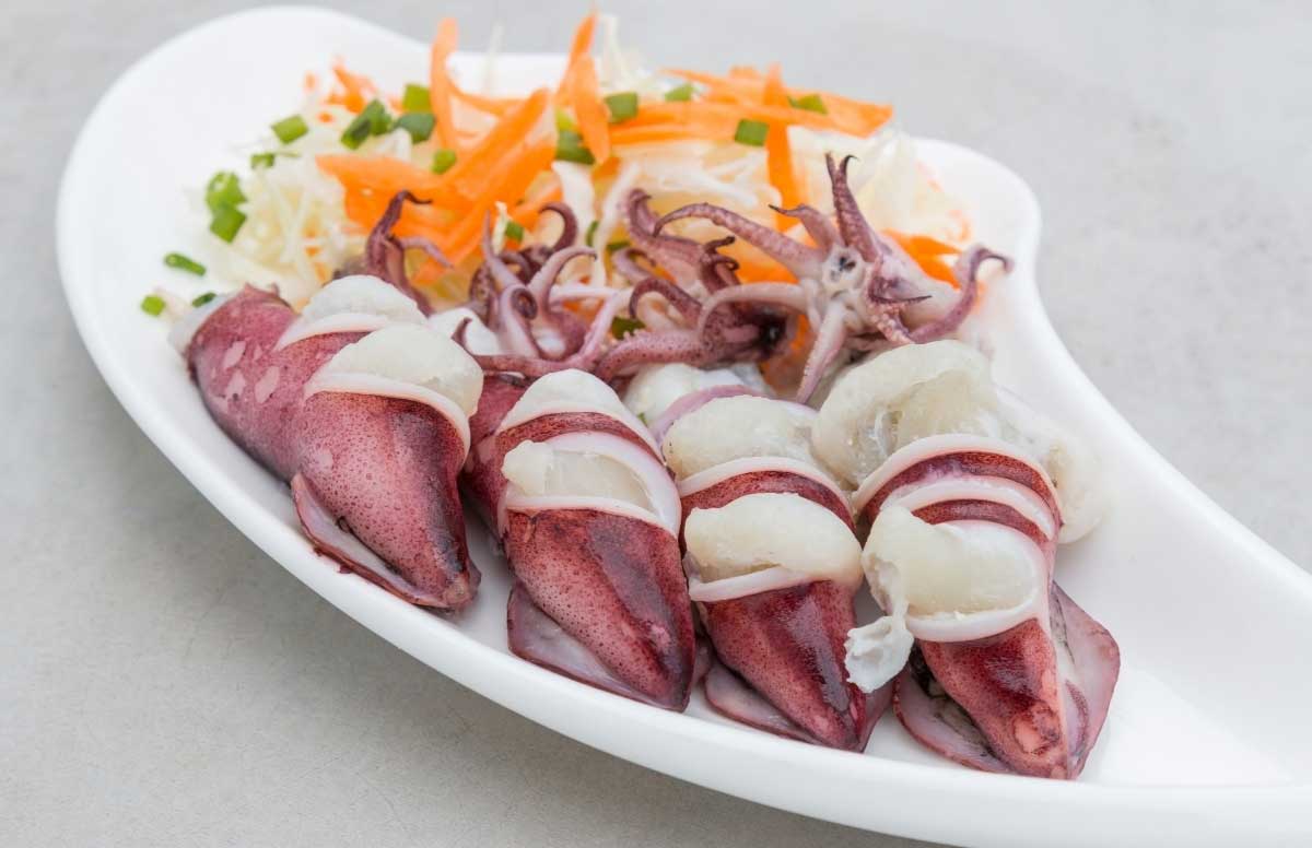 Mực trứng hấp đặc sản Nam Du Mực trứng hấp đặc sản Nam Du