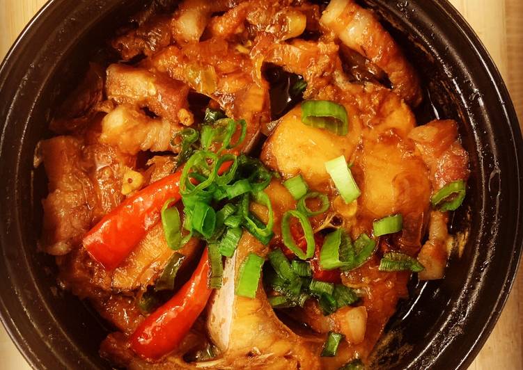 Thành phẩm món cá basa kho thịt ba chỉ