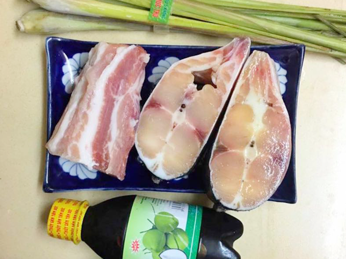 Nguyên liệu món cá basa kho thịt ba chỉ