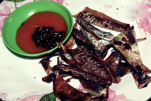 Cá nướng dọc đường Lê Lợi, Huế