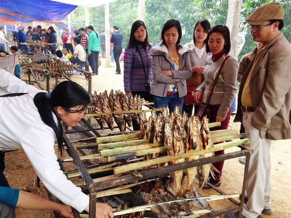 Cá nướng Thung Nai đã trở thành món ăn đặc sản của vùng thung lũng