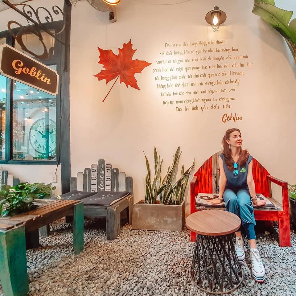 Không gian Goblin Coffee & Desserts quán cà phê Đà Nẵng