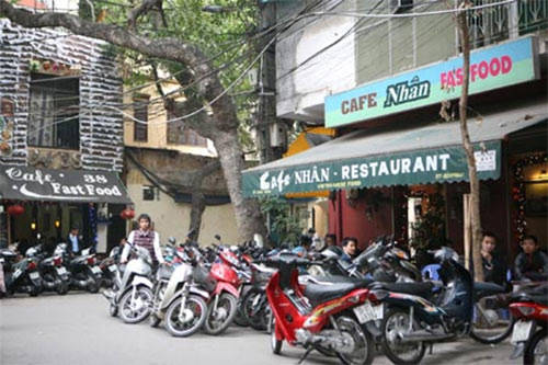Cốc cà phê đậm vị truyền thống tại cà phê Nhân xưa