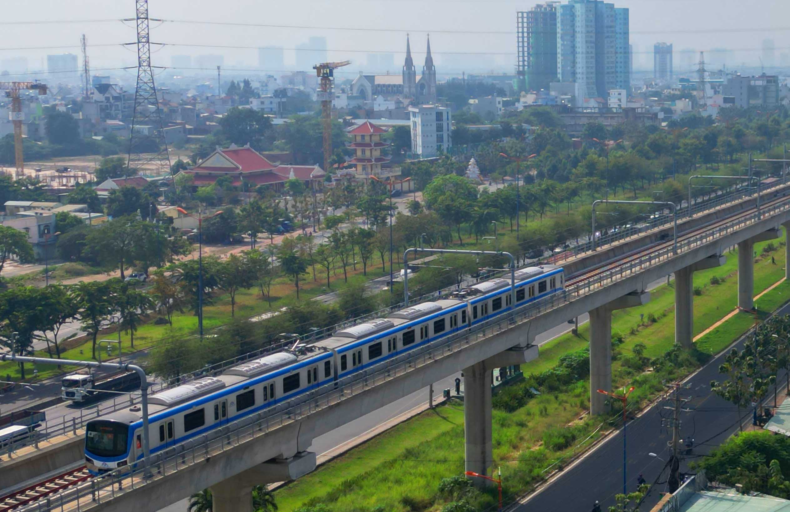 Tuyến Metro số 1 đánh dấu mốc quan trọng giao thông công cộng TP.HCM