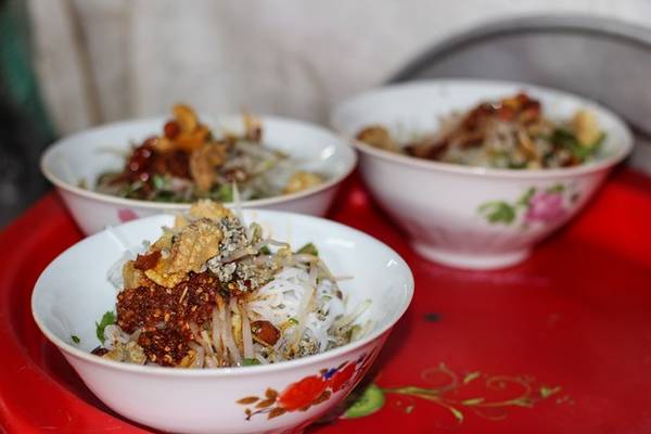 Bún hến đặc sản ẩm thực chợ Đông Ba