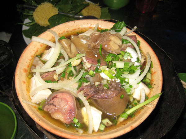 Lẩu bò là lạ ở Đà Lạt