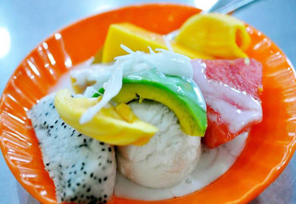 Kem hoa quả tươi nhìn là mê
